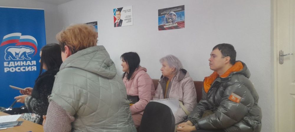 Роман Конев: Состоялся выездной приём граждан депутатом Горловского городского совета Донецкой Народной Республики первого созыва Светланой Евсеенко Роман Конев: Состоялся выездной приём граждан депутатом Горловского городского совета Донецкой Народной Республики первого созыва Светланой Евсеенко
