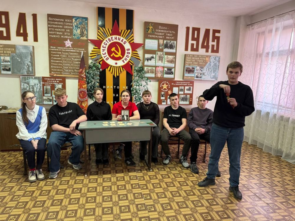 Николай Михайлов: По Федеральному партийному проекту «Мир возможностей» и Всероссийской акции "Наследие Победы: Сила в единстве" в ГБОУ «Новозарьевская школа Старобешевского М.О.» прошел открытый урок «Наследники Победы» Николай Михайлов: По Федеральному партийному проекту «Мир возможностей» и Всероссийской акции "Наследие Победы: Сила в единстве" в ГБОУ «Новозарьевская школа Старобешевского М.О.» прошел открытый урок «Наследники Победы»