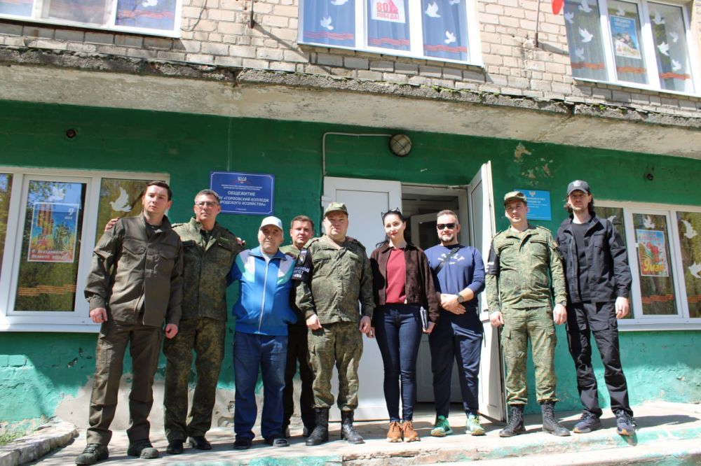 В Горловку прибыл гуманитарный груз для детей и беженцев В Горловку прибыл гуманитарный груз для детей и беженцев