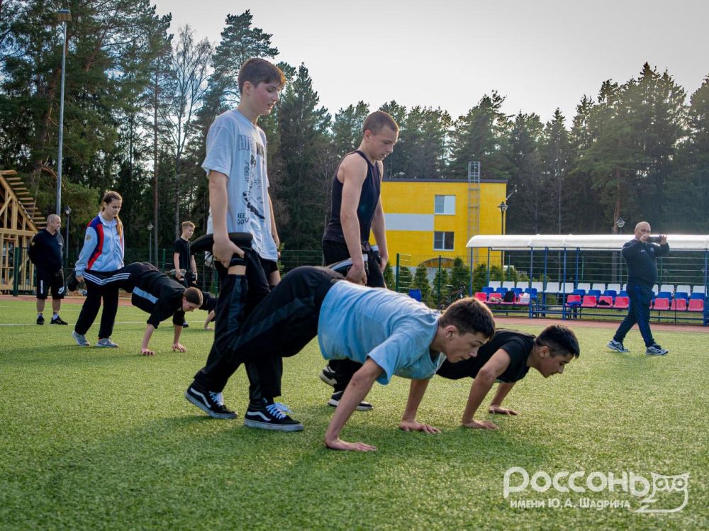 12 спортсменов по вольной борьбе из Енакиево прибыли в Ленобласть для участия в соревнованиях 12 спортсменов по вольной борьбе из Енакиево прибыли в Ленобласть для участия в соревнованиях