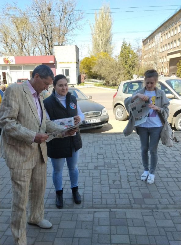 В Червоногвардейском районе прошла раздача газет В Червоногвардейском районе прошла раздача газет