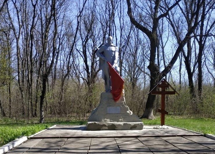 Роман Конев: О благоустройстве памятных мест Центрально-Городского района г.о. Горловка Роман Конев: О благоустройстве памятных мест Центрально-Городского района г.о. Горловка