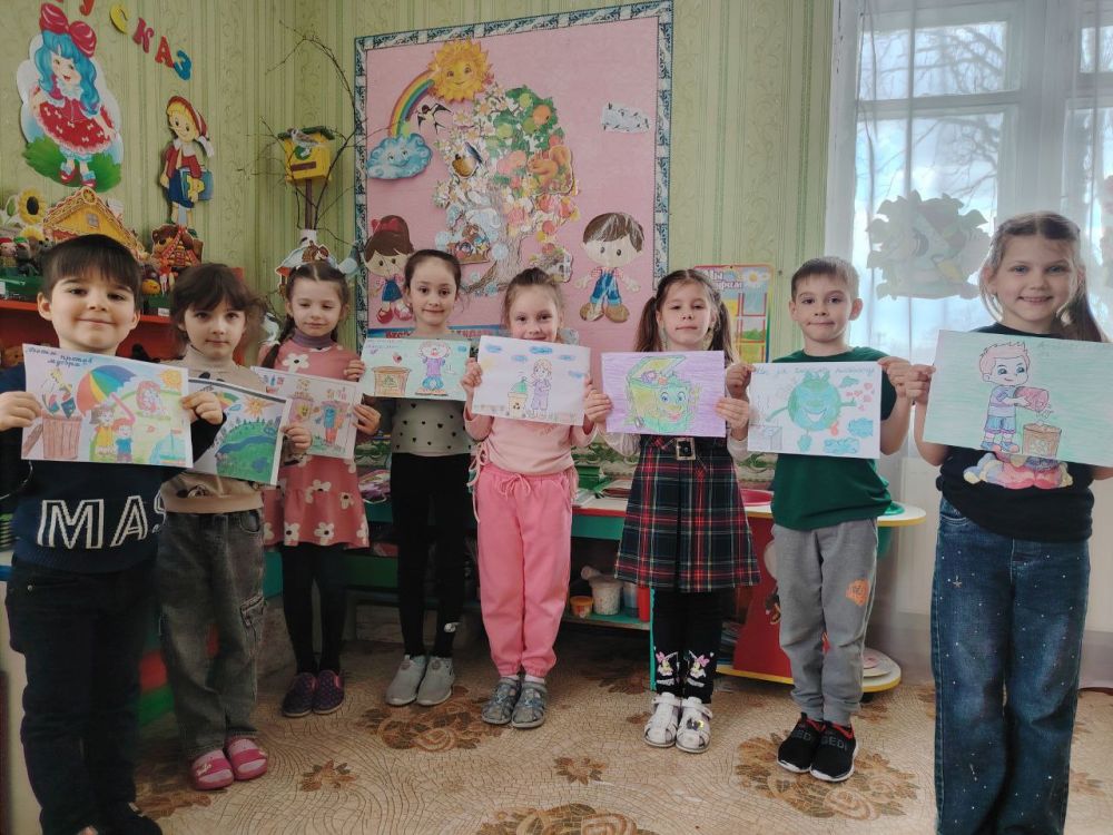 15.04.2025 в ГКДОУ «Детский сад № 4 «Звездочка» г. о. Торез» был организован просмотр презентации «Мусор - глобальная проблема» 15.04.2025 в ГКДОУ «Детский сад № 4 «Звездочка» г. о. Торез» был организован просмотр презентации «Мусор - глобальная проблема»