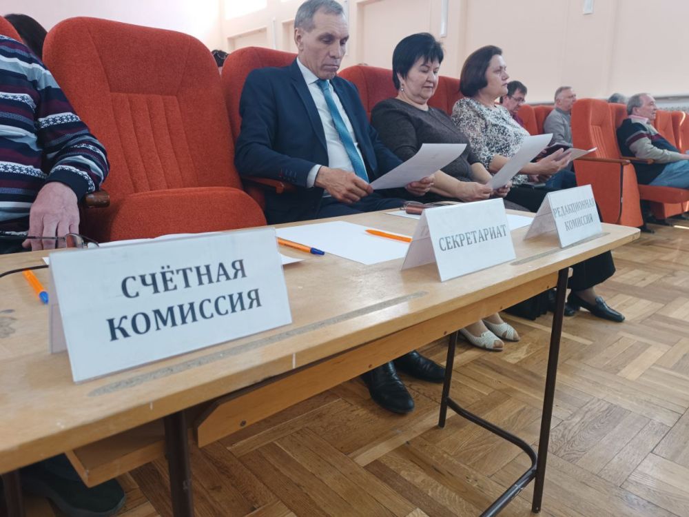 Игорь Лызов: Принял участие в 48-м заседании Амвросиевского муниципального совета ДНР первого созыва Игорь Лызов: Принял участие в 48-м заседании Амвросиевского муниципального совета ДНР первого созыва