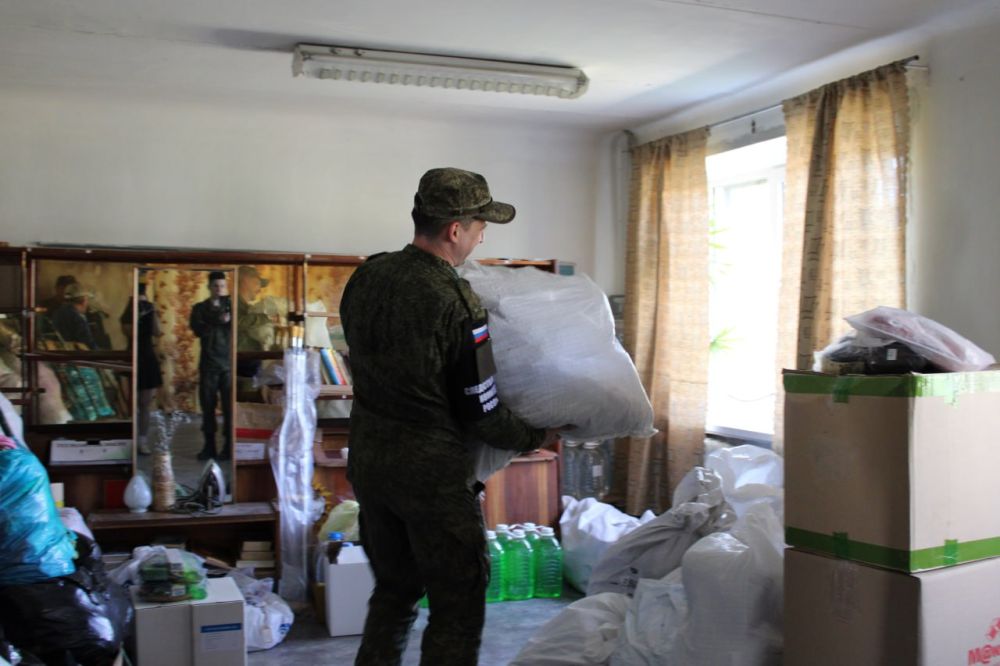 В Горловку прибыл гуманитарный груз для детей и беженцев В Горловку прибыл гуманитарный груз для детей и беженцев