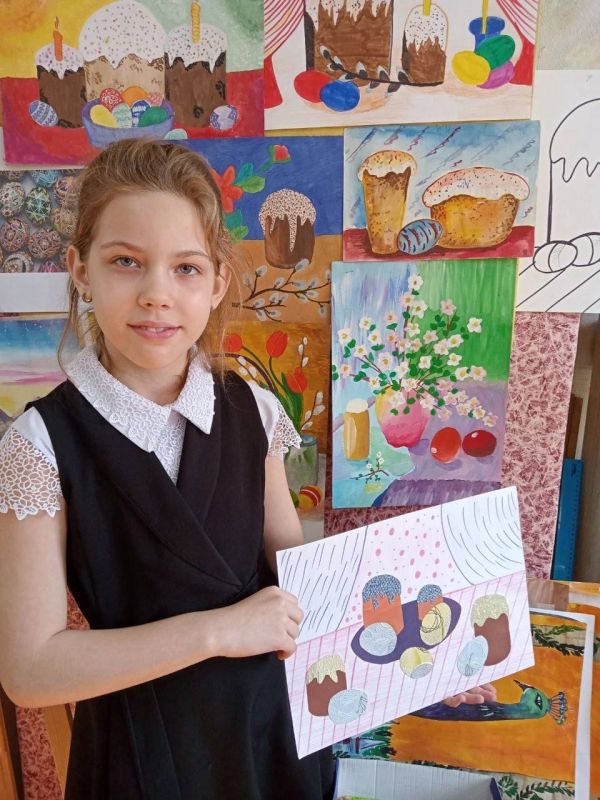 Вчера, 17 апреля, в Зугрэсской детской школе искусств, на отделе ИЗО преподавателем Марченко Л.А. был проведен тематический урок "Светлый праздник Пасхи", на котором дети рисовали тематические декоративные натюрморты с... Вчера, 17 апреля, в Зугрэсской детской школе искусств, на отделе ИЗО преподавателем Марченко Л.А. был проведен тематический урок "Светлый праздник Пасхи", на котором дети рисовали тематические декоративные натюрморты с...