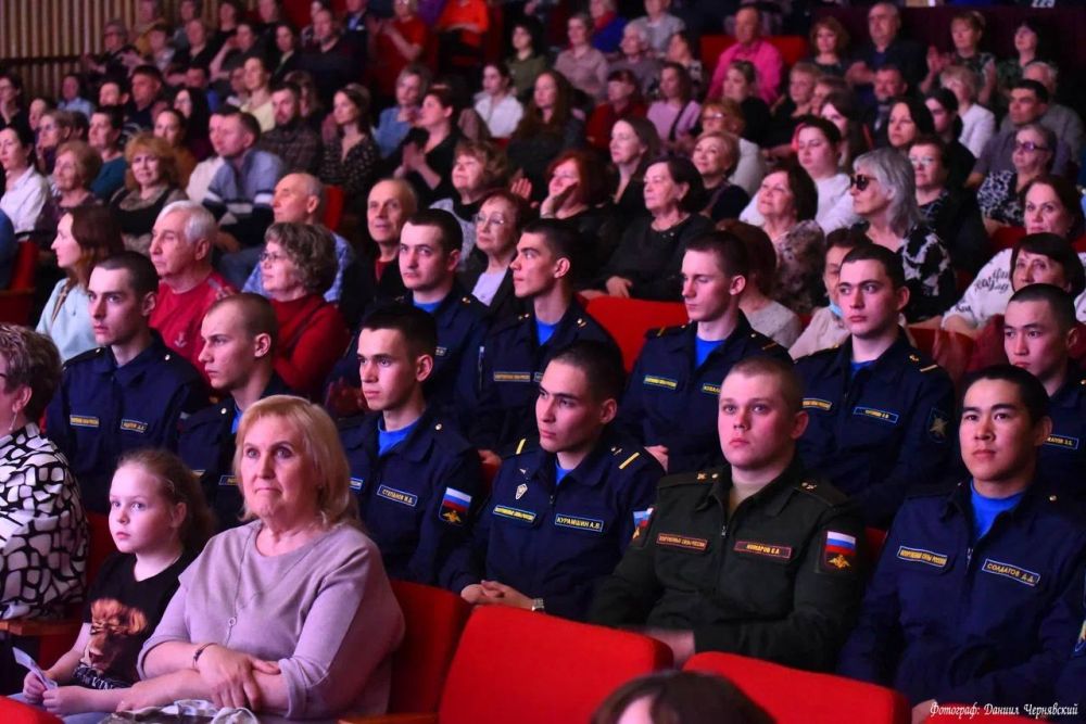 Рекорд гастрольного тура поставил оркестр из Донецка Рекорд гастрольного тура поставил оркестр из Донецка