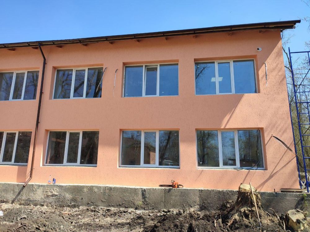 Амурская область продолжает работы в Амвросиевском реабилитационном центре Амурская область продолжает работы в Амвросиевском реабилитационном центре