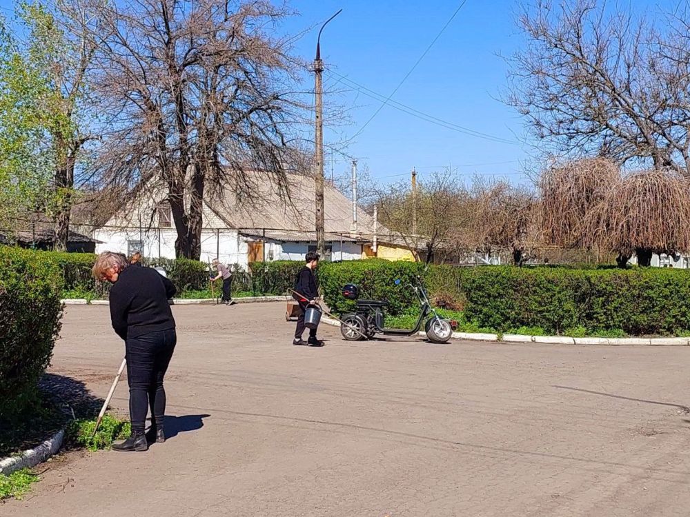 В рамках подготовки к празднованию 80-летия Дня Победы и ко Всемирному дню Земли 18 и 19 апреля МБУ "Рыбинский СДК" в сотрудничестве с Рыбинской библиотекой и ГБОУ "Рыбинская школа Волновахского М.О." был организован... В рамках подготовки к празднованию 80-летия Дня Победы и ко Всемирному дню Земли 18 и 19 апреля МБУ "Рыбинский СДК" в сотрудничестве с Рыбинской библиотекой и ГБОУ "Рыбинская школа Волновахского М.О." был организован...