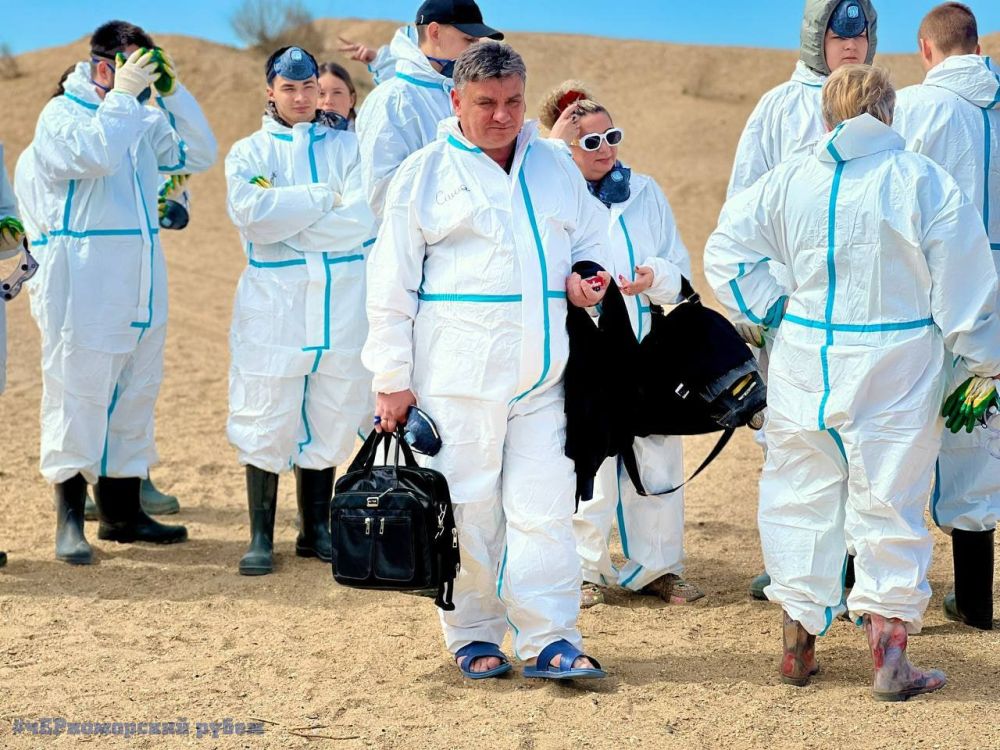 6 смена стартовала в волонтерском лагере Единой России «Черноморский рубеж» на Бугазской косе 6 смена стартовала в волонтерском лагере Единой России «Черноморский рубеж» на Бугазской косе