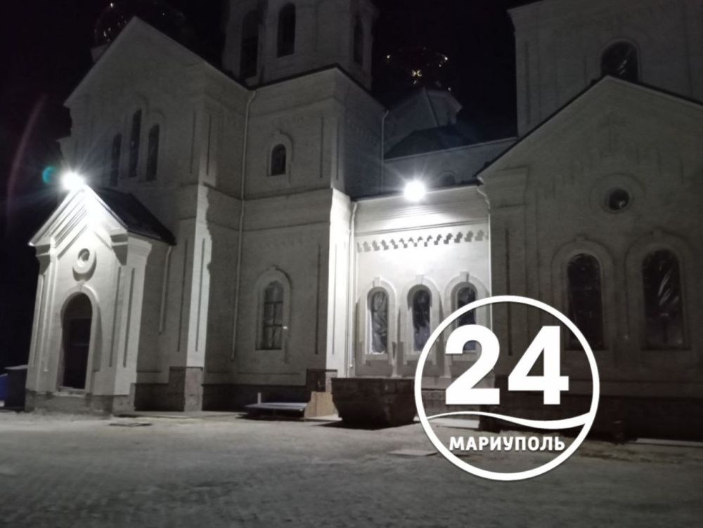 Пасхальные богослужения проходят во всех храмах Мариуполя Пасхальные богослужения проходят во всех храмах Мариуполя