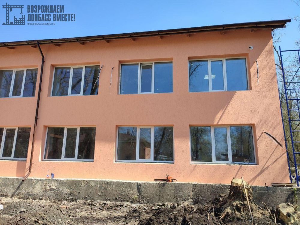 Игорь Лызов: Амурская область продолжает работы в Амвросиевском реабилитационном центре Игорь Лызов: Амурская область продолжает работы в Амвросиевском реабилитационном центре