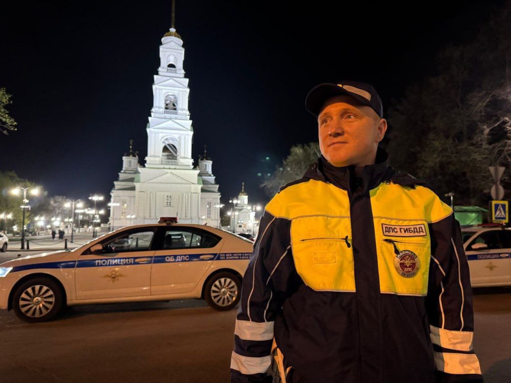 Сотрудники МВД России обеспечили безопасность пасхальных богослужений Сотрудники МВД России обеспечили безопасность пасхальных богослужений