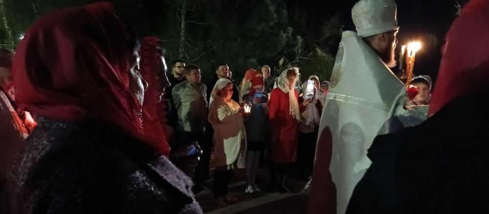 Пасха (Светлое Христово Воскресение) — древнейший и самый важный христианский праздник Пасха (Светлое Христово Воскресение) — древнейший и самый важный христианский праздник