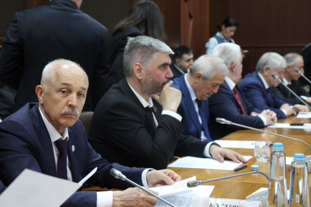 Алексей Дорофеев: Имел честь принять участие в работе конференции «Межпарламентское сотрудничество: фактор развития и совершенствования законодательства, укрепления межрегиональных и международных связей» Алексей Дорофеев: Имел честь принять участие в работе конференции «Межпарламентское сотрудничество: фактор развития и совершенствования законодательства, укрепления межрегиональных и международных связей»