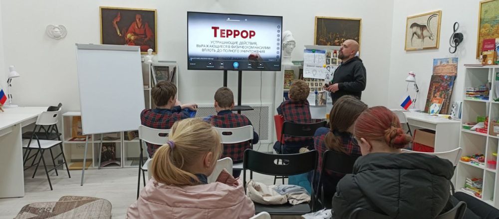 В музее истории села Старченкого прошло мероприятие "Терроризм - угроза жизни" В музее истории села Старченкого прошло мероприятие "Терроризм - угроза жизни"