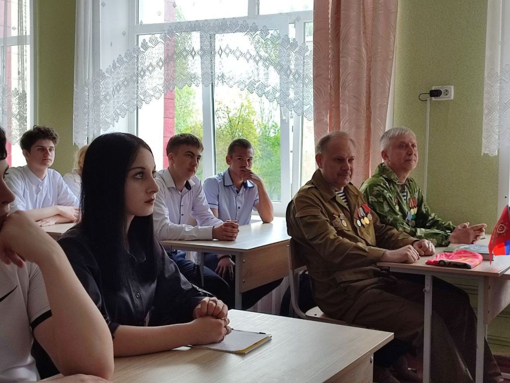Дмитрий Огилец: Сегодня представители. Ясиноватской городской организации " РСВА и СВО" в Дмитрий Огилец: Сегодня представители. Ясиноватской городской организации " РСВА и СВО" в