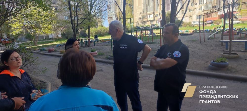 При поддержке Фонда Президентских Грантов в городе Торезе прошел рейд Народного контроля При поддержке Фонда Президентских Грантов в городе Торезе прошел рейд Народного контроля