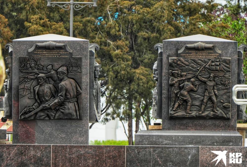 В Мариуполе готовятся к расстановке гранитных тумб у мемориала «Мариуполь- город воинской славы» В Мариуполе готовятся к расстановке гранитных тумб у мемориала «Мариуполь- город воинской славы»