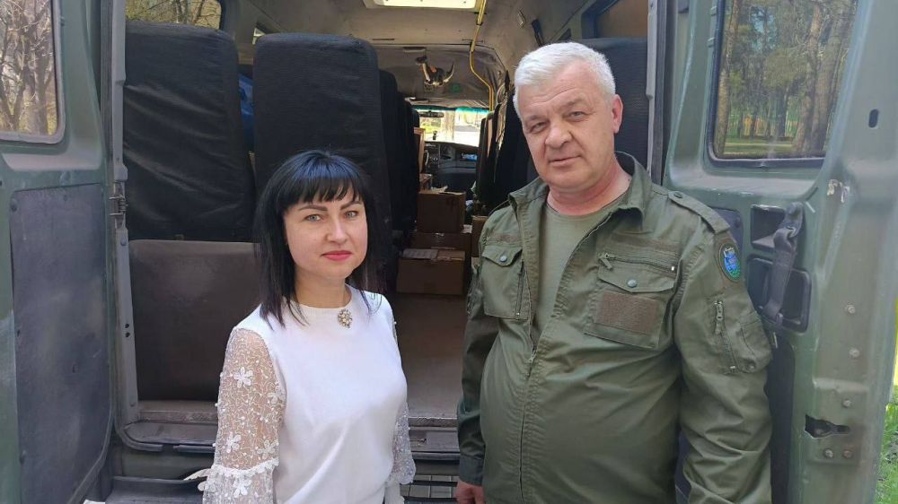 18 апреля, в рамках республиканской акции «Пасхальная корзина солдату», местное отделение города Харцызска передало гостинцы, собранные первичными организациями, учреждениями и жителями округа - нашим солдатам 18 апреля, в рамках республиканской акции «Пасхальная корзина солдату», местное отделение города Харцызска передало гостинцы, собранные первичными организациями, учреждениями и жителями округа - нашим солдатам