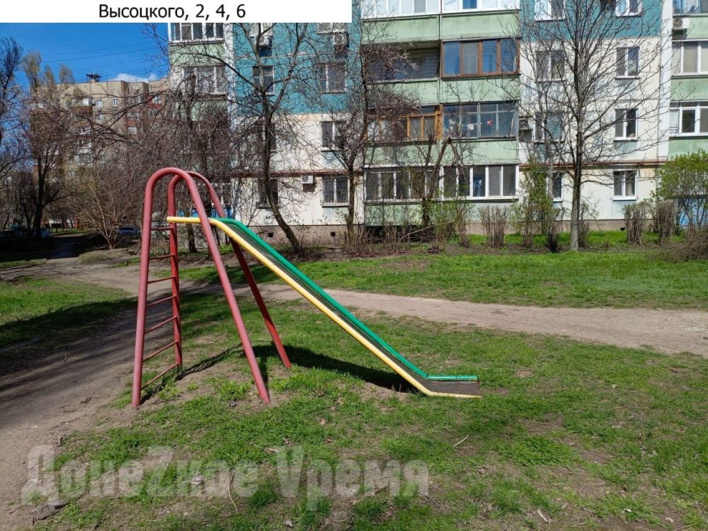 Площадки старше родителей: детям Текстильщика практически негде играть Площадки старше родителей: детям Текстильщика практически негде играть