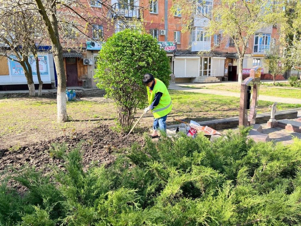 МУП «Простор» ежедневно выполняет все необходимые работы по содержанию городских улиц МУП «Простор» ежедневно выполняет все необходимые работы по содержанию городских улиц