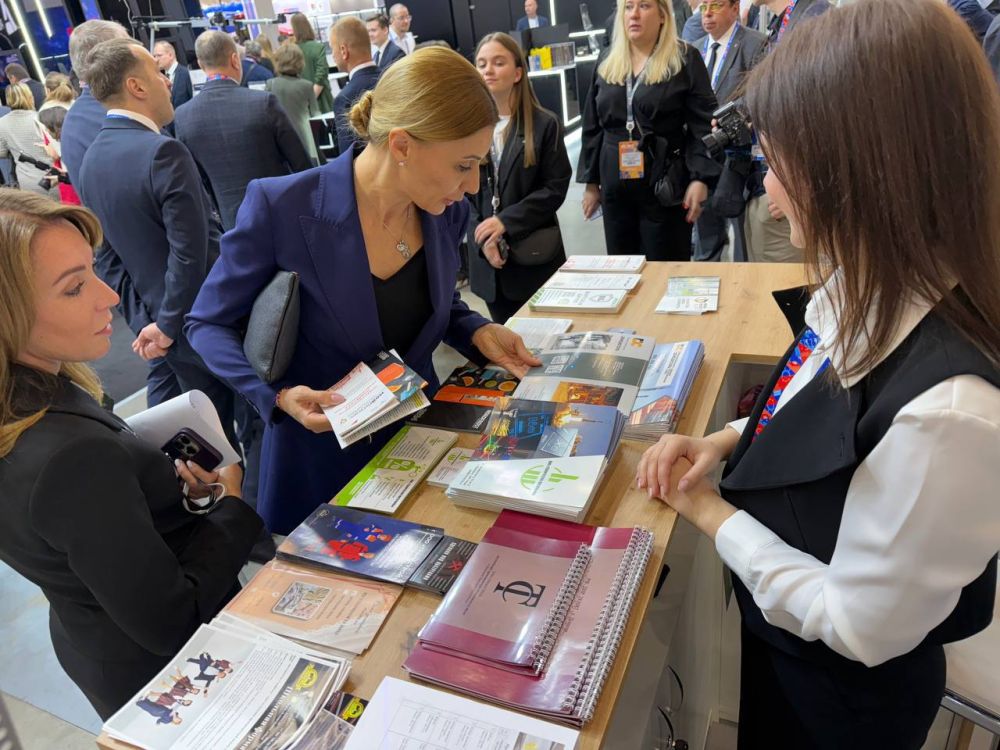 В эти минуты наша Республика принимает участие в форуме-выставке «ГОСЗАКАЗ» В эти минуты наша Республика принимает участие в форуме-выставке «ГОСЗАКАЗ»