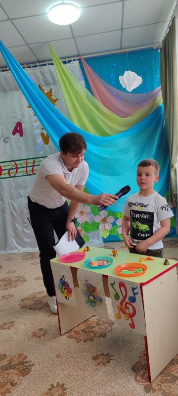 Игра "Угадай мелодию" для торезской детворы Игра "Угадай мелодию" для торезской детворы