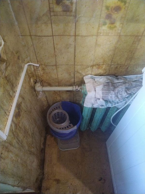Аварийщики Магадана продолжают работу в Ждановке Аварийщики Магадана продолжают работу в Ждановке