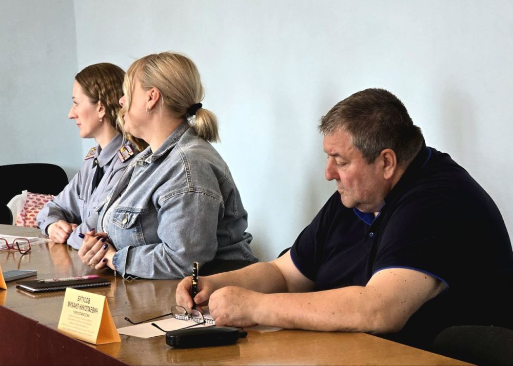 Иван Адамец: Сегодня, 23 апреля, прошло заседание комиссии по делам несовершеннолетних и защите их прав при Управе Куйбышевского внутригородского района Администрации городского округа Донецк Иван Адамец: Сегодня, 23 апреля, прошло заседание комиссии по делам несовершеннолетних и защите их прав при Управе Куйбышевского внутригородского района Администрации городского округа Донецк