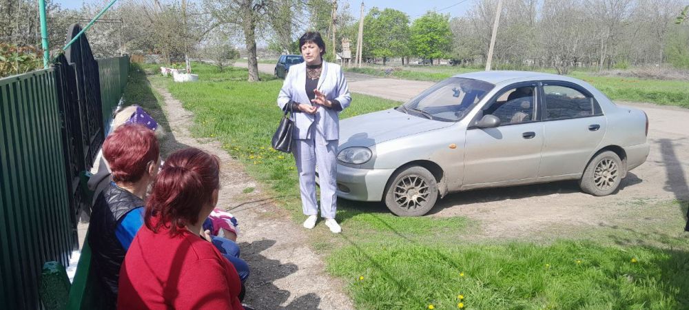 Сегодня, начальник Мичуринского территориального отдела провела встречу с жителями села Мичурино Сегодня, начальник Мичуринского территориального отдела провела встречу с жителями села Мичурино