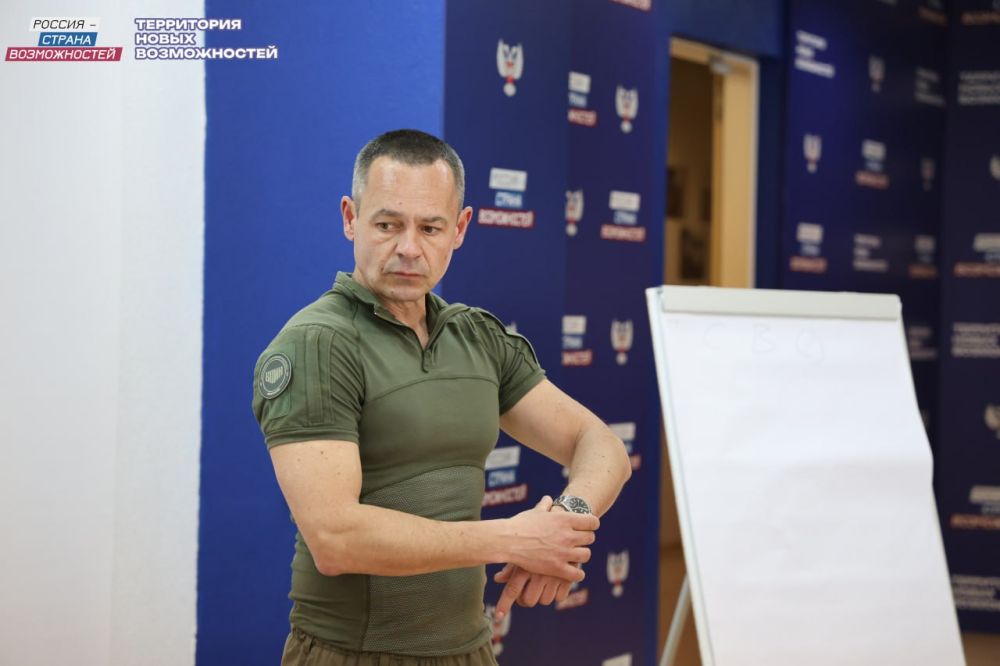 Когда счет идет на минуты: семья участников СВО провела мастер-класс по оказанию первой помощи Когда счет идет на минуты: семья участников СВО провела мастер-класс по оказанию первой помощи