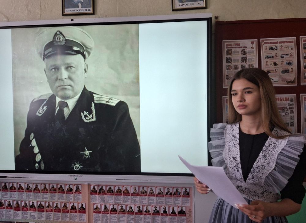 В школах Снежного прошли уроки «Наследники Победы» В школах Снежного прошли уроки «Наследники Победы»