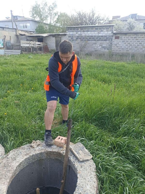 Аварийная бригада Республики Бурятия продолжает устранять неполадки в Старобешевском округе Аварийная бригада Республики Бурятия продолжает устранять неполадки в Старобешевском округе