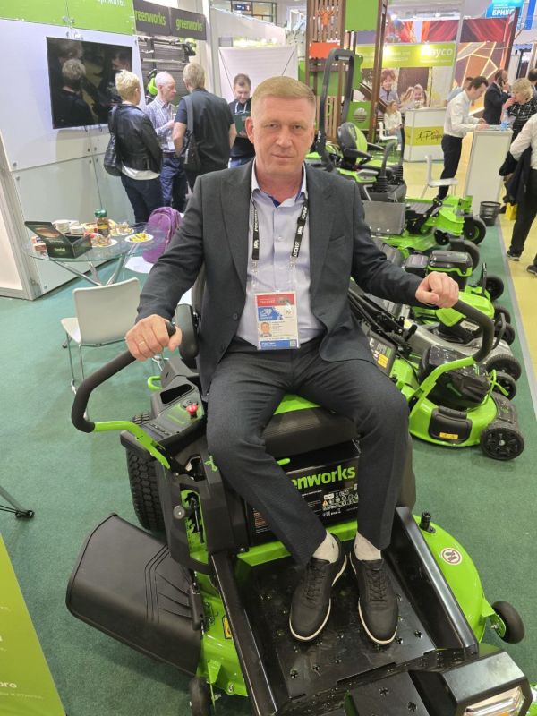 Делегация ДНР на выставке ParkSeason Expo в Москве Делегация ДНР на выставке ParkSeason Expo в Москве