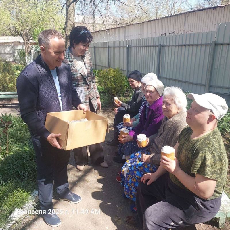В рамках партийного проекта "Крепкая семья", временно исполняющий обязанности главы Ясиноватского муниципального округа Александр Пеняев совместно с председателем Ясиноватского муниципального совета Анной Бондарь, посетили... В рамках партийного проекта "Крепкая семья", временно исполняющий обязанности главы Ясиноватского муниципального округа Александр Пеняев совместно с председателем Ясиноватского муниципального совета Анной Бондарь, посетили...