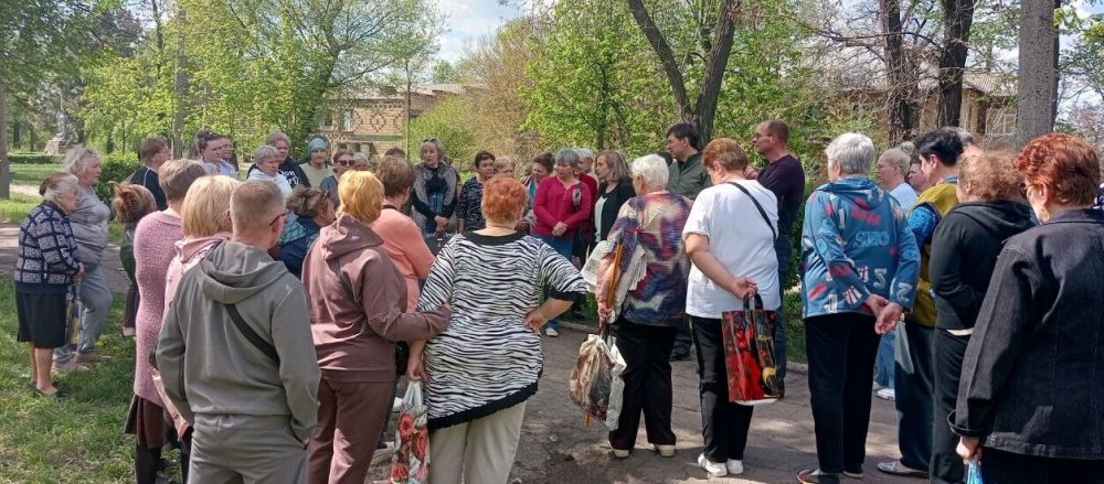 Наталья Бегуненко: В Петровском районе города Донецка продолжаются сходы с жителями Наталья Бегуненко: В Петровском районе города Донецка продолжаются сходы с жителями