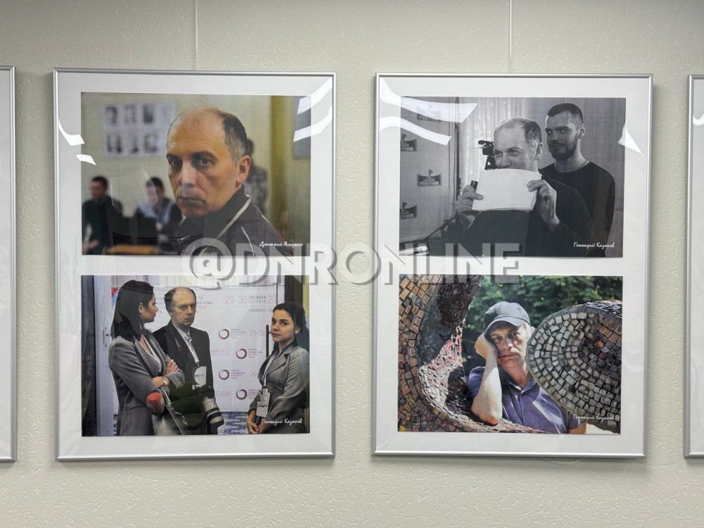 В Центральной городской библиотеке Донецка открылась фотовыставка «Журналист и краевед», посвященная памяти Анатолия Жарова, погибшего 1 апреля 2022 года при исполнении воинского долга В Центральной городской библиотеке Донецка открылась фотовыставка «Журналист и краевед», посвященная памяти Анатолия Жарова, погибшего 1 апреля 2022 года при исполнении воинского долга