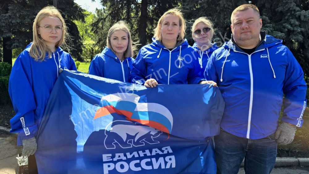 Акция «Чистый четверг» во всех районах Донецке! Акция «Чистый четверг» во всех районах Донецке!