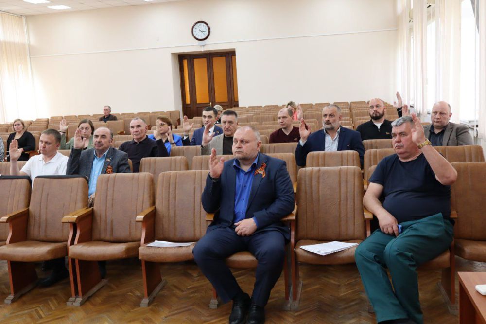 Валентина Харлашка: Сегодня, 25.04.2025, провела 48 заседание Макеевского городского совета Валентина Харлашка: Сегодня, 25.04.2025, провела 48 заседание Макеевского городского совета