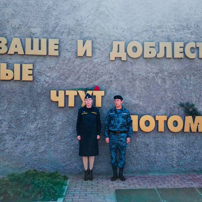 Cотрудники ГУФССП России по Донецкой Народной Республике почтили память героев-подпольщиков в Мариуполе Cотрудники ГУФССП России по Донецкой Народной Республике почтили память героев-подпольщиков в Мариуполе