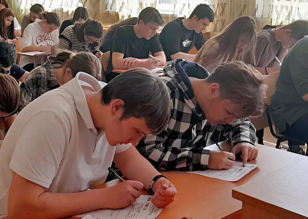 Иван Адамец: Международная патриотическая акция «Диктант Победы» состоялась Куйбышевском районе Иван Адамец: Международная патриотическая акция «Диктант Победы» состоялась Куйбышевском районе