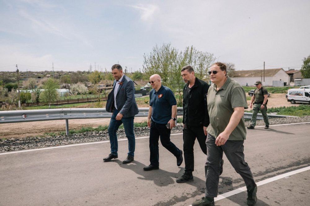 Олег Моргун: В Старом Крыму открыли движение по двум новым мостовым переходам через реку Кальчик Олег Моргун: В Старом Крыму открыли движение по двум новым мостовым переходам через реку Кальчик