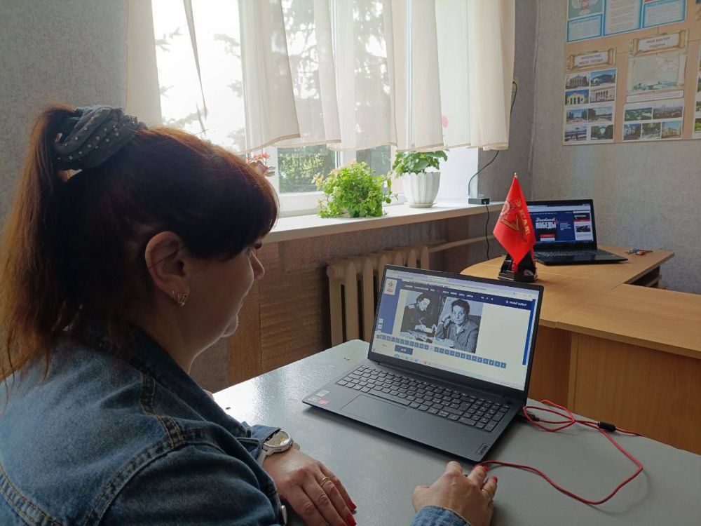 Сегодня в общеобразовательных учреждениях г. Моспино прошла Международная историческая акция «Диктант Победы» Сегодня в общеобразовательных учреждениях г. Моспино прошла Международная историческая акция «Диктант Победы»