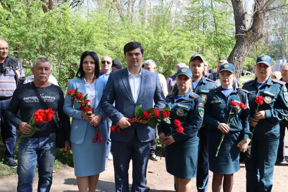 39 лет назад, 26 апреля 1986 года, произошла крупнейшая по масштабам ущерба и последствиям техногенная катастрофа ХХ века – авария на Чернобыльской атомной электростанции 39 лет назад, 26 апреля 1986 года, произошла крупнейшая по масштабам ущерба и последствиям техногенная катастрофа ХХ века – авария на Чернобыльской атомной электростанции