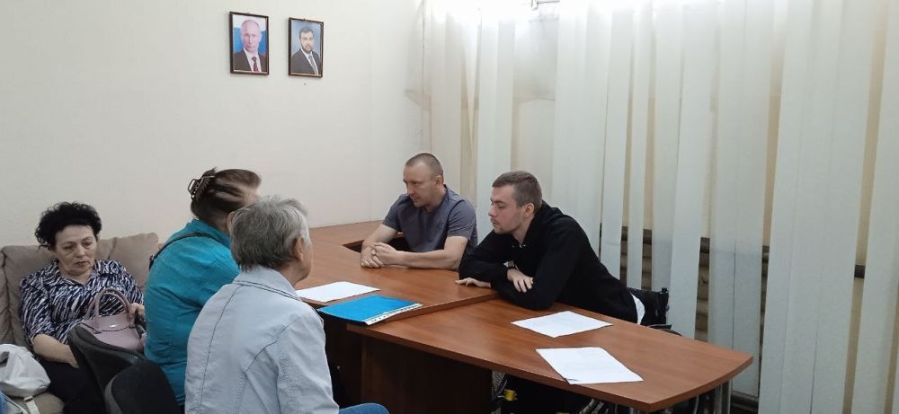 Наталья Бегуненко: Сегодня, 25 апреля, в Управе Петровского внутригородского района Администрации городского округа Донецк состоялся прием граждан с инвалидностью по вопросу вступления во Всероссийское общество инвалидов... Наталья Бегуненко: Сегодня, 25 апреля, в Управе Петровского внутригородского района Администрации городского округа Донецк состоялся прием граждан с инвалидностью по вопросу вступления во Всероссийское общество инвалидов...