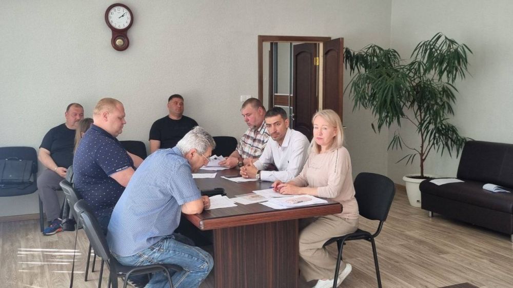 Сегодня под председательством Ставрулова Михаила Валентиновича состоялось 41 заседание Мангушского муниципального совета Сегодня под председательством Ставрулова Михаила Валентиновича состоялось 41 заседание Мангушского муниципального совета