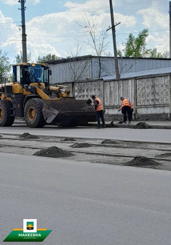 В Макеевке продолжаются мероприятия по благоустройству в рамках акции «Зелёный Донбасс» В Макеевке продолжаются мероприятия по благоустройству в рамках акции «Зелёный Донбасс»