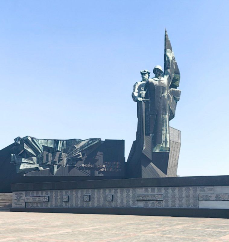 Денис Курашов: Принял участие в торжественной церемонии гашения почтового блока «80 лет Победы в Великой Отечественной войне. Год мира и единства в борьбе с нацизмом» Денис Курашов: Принял участие в торжественной церемонии гашения почтового блока «80 лет Победы в Великой Отечественной войне. Год мира и единства в борьбе с нацизмом»