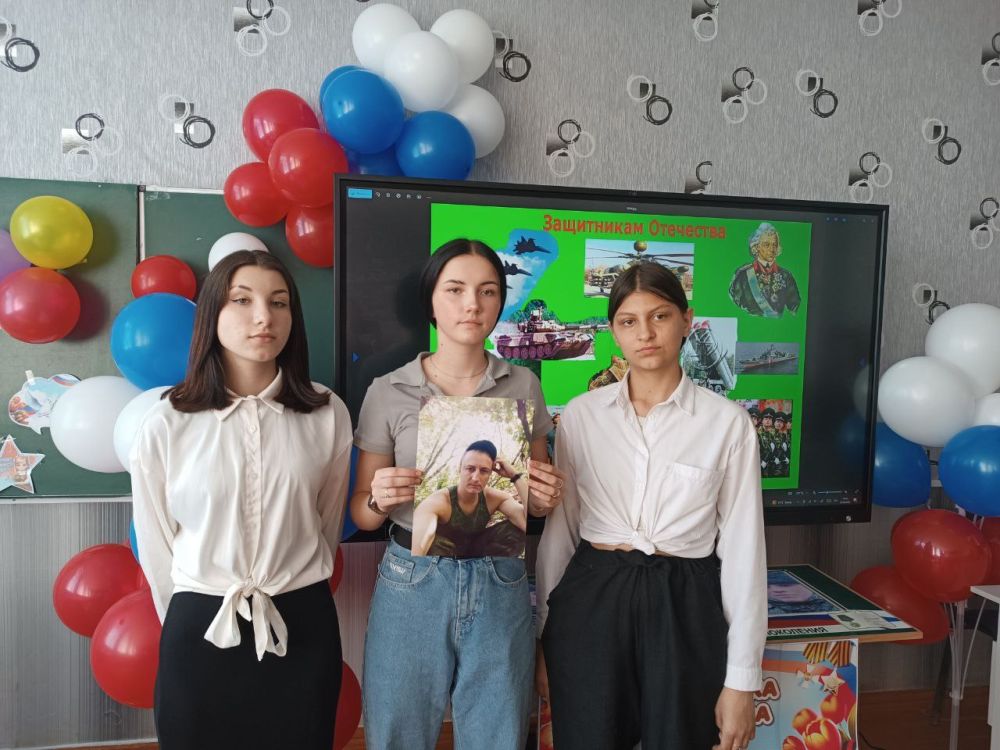 По Федеральному партийному проекту «Мир возможностей» и Всероссийской акции «Наследие Победы: Сила в единстве» в общеобразовательных учреждениях Старобешевского муниципального округа прошли открытые уроки «Наследники Победы» По Федеральному партийному проекту «Мир возможностей» и Всероссийской акции «Наследие Победы: Сила в единстве» в общеобразовательных учреждениях Старобешевского муниципального округа прошли открытые уроки «Наследники Победы»